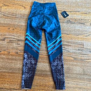 WITH doublesided leggings